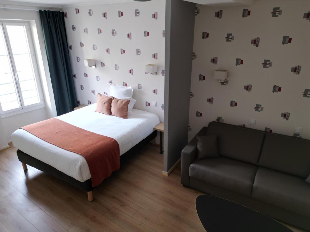Contact Hotel Les Platanes Villeneuve Sur Lot Centre Экстерьер фото
